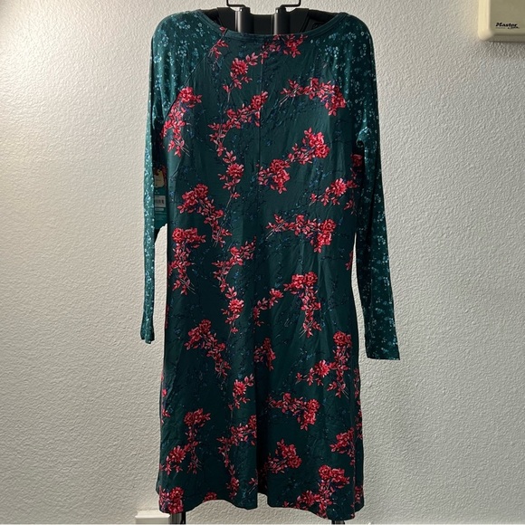The Pioneer Woman Green Floral Knit Dress Size M - Picture 6 of 10